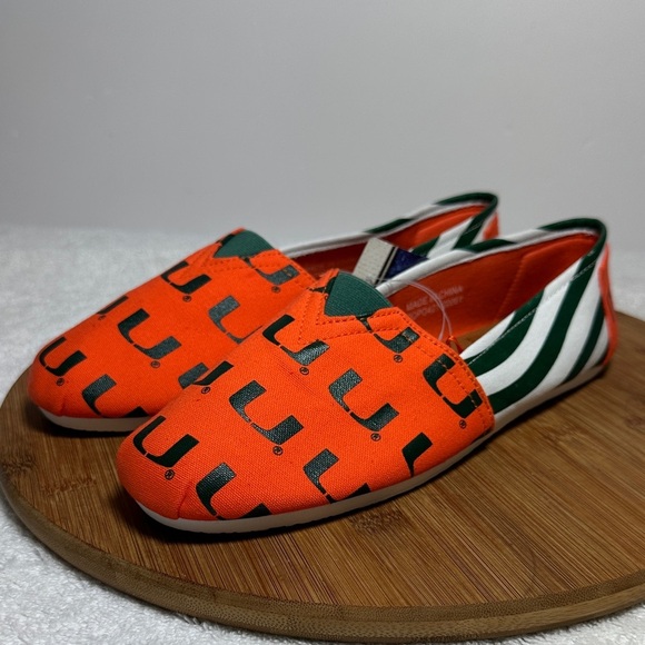 NCAA Miami Hurricanes Canvas Slip On Casual Shoes Orange Green Women’s L-(9-10) - Picture 3 of 8